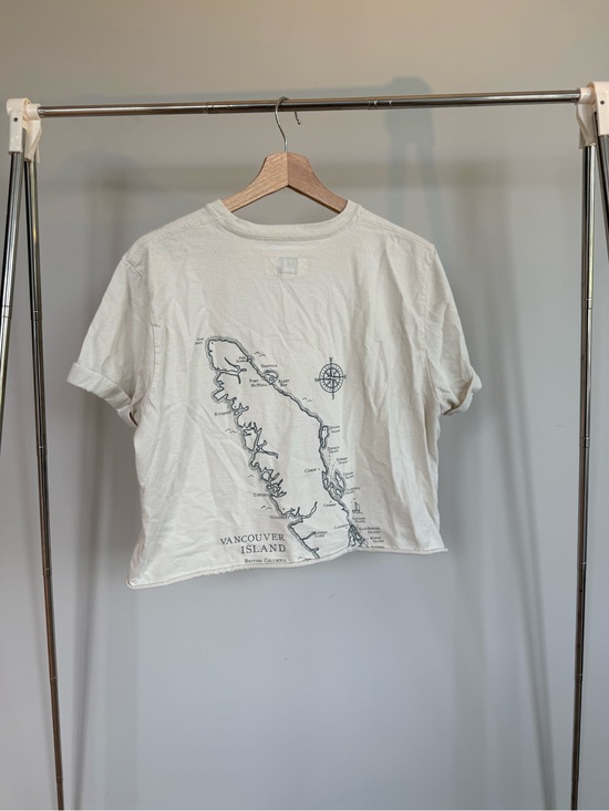Anián Tops - Cropped Crewneck Tee in Cream — Anian VI Tee